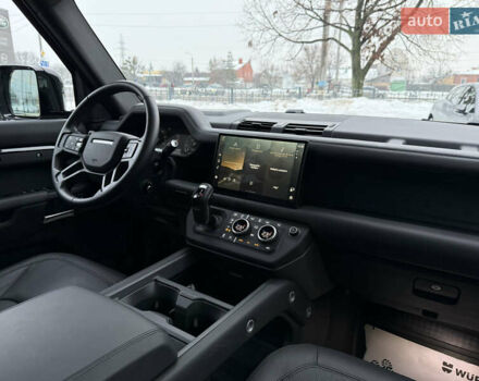 Черный Ленд Ровер Дефендер, объемом двигателя 3 л и пробегом 16 тыс. км за 118000 $, фото 29 на Automoto.ua