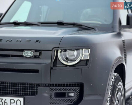 Черный Ленд Ровер Дефендер, объемом двигателя 3 л и пробегом 19 тыс. км за 135000 $, фото 22 на Automoto.ua