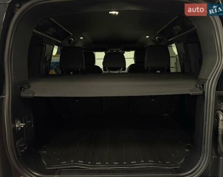 Чорний Ленд Ровер Дефендер, об'ємом двигуна 3 л та пробігом 7 тис. км за 102500 $, фото 68 на Automoto.ua