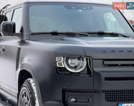Черный Ленд Ровер Дефендер, объемом двигателя 3 л и пробегом 19 тыс. км за 135000 $, фото 21 на Automoto.ua