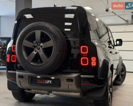 Чорний Ленд Ровер Дефендер, об'ємом двигуна 3 л та пробігом 7 тис. км за 102500 $, фото 20 на Automoto.ua