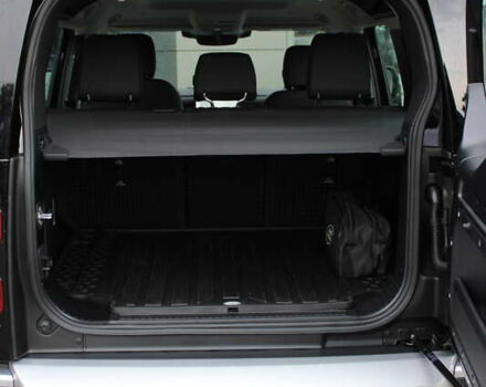 Черный Ленд Ровер Дефендер, объемом двигателя 3 л и пробегом 7 тыс. км за 92890 $, фото 22 на Automoto.ua