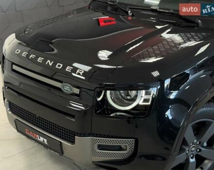 Чорний Ленд Ровер Дефендер, об'ємом двигуна 3 л та пробігом 7 тис. км за 102500 $, фото 6 на Automoto.ua