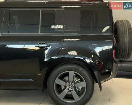 Чорний Ленд Ровер Дефендер, об'ємом двигуна 3 л та пробігом 7 тис. км за 102500 $, фото 30 на Automoto.ua