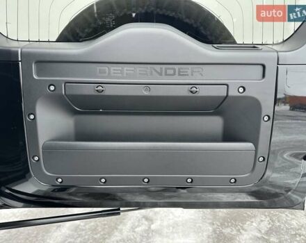 Черный Ленд Ровер Дефендер, объемом двигателя 3 л и пробегом 11 тыс. км за 86500 $, фото 32 на Automoto.ua