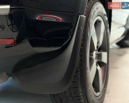 Чорний Ленд Ровер Дефендер, об'ємом двигуна 3 л та пробігом 7 тис. км за 102500 $, фото 29 на Automoto.ua