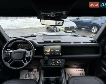 Черный Ленд Ровер Дефендер, объемом двигателя 3 л и пробегом 16 тыс. км за 118000 $, фото 21 на Automoto.ua