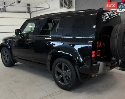 Чорний Ленд Ровер Дефендер, об'ємом двигуна 3 л та пробігом 7 тис. км за 102500 $, фото 35 на Automoto.ua