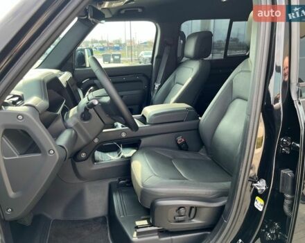 Черный Ленд Ровер Дефендер, объемом двигателя 3 л и пробегом 33 тыс. км за 112900 $, фото 9 на Automoto.ua