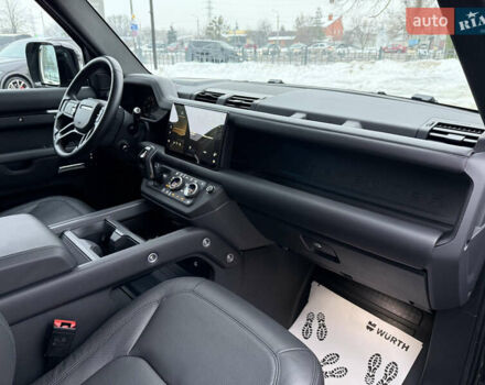 Черный Ленд Ровер Дефендер, объемом двигателя 3 л и пробегом 16 тыс. км за 118000 $, фото 32 на Automoto.ua