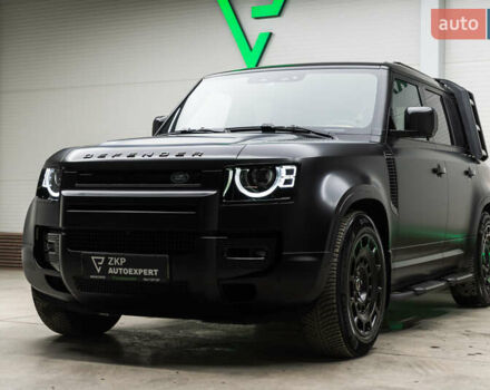 Чорний Ленд Ровер Дефендер, об'ємом двигуна 3 л та пробігом 23 тис. км за 135000 $, фото 6 на Automoto.ua