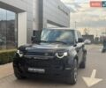 Черный Ленд Ровер Дефендер, объемом двигателя 3 л и пробегом 7 тыс. км за 120792 $, фото 13 на Automoto.ua