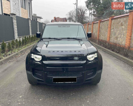 Чорний Ленд Ровер Дефендер, об'ємом двигуна 2 л та пробігом 106 тис. км за 57000 $, фото 1 на Automoto.ua