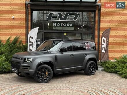 Ленд Ровер Дефендер 2025 у Києві на Automoto.ua Чорний Ленд Ровер Дефендер, об'ємом двигуна 5 л та пробігом 1 тис. км за 268000 $, фото 1 на Automoto.ua