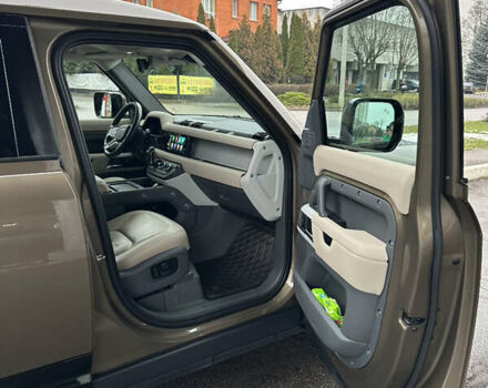 Коричневый Ленд Ровер Дефендер, объемом двигателя 2 л и пробегом 58 тыс. км за 57500 $, фото 4 на Automoto.ua