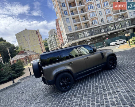 Ленд Ровер Дефендер 2023 у Києві на Automoto.ua Коричневий Ленд Ровер Дефендер, об'ємом двигуна 3 л та пробігом 8 тис. км за 91500 $, фото 7 на Automoto.ua