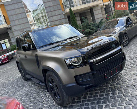 Ленд Ровер Дефендер 2023 у Києві на Automoto.ua Коричневий Ленд Ровер Дефендер, об'ємом двигуна 3 л та пробігом 8 тис. км за 91500 $, фото 16 на Automoto.ua