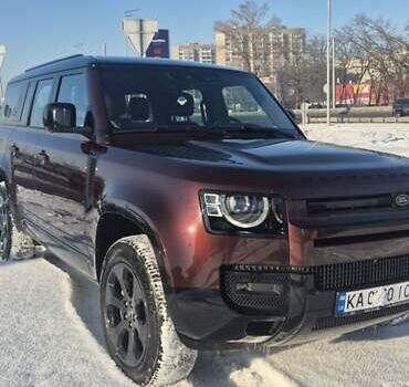 Красный Ленд Ровер Дефендер, объемом двигателя 3 л и пробегом 26 тыс. км за 117000 $, фото 3 на Automoto.ua