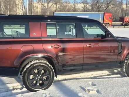Красный Ленд Ровер Дефендер, объемом двигателя 3 л и пробегом 26 тыс. км за 117000 $, фото 1 на Automoto.ua