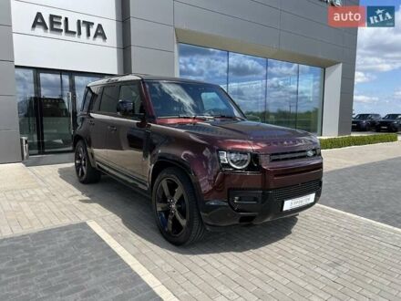 Ленд Ровер Дефендер 2024 в Днепре (Днепропетровске) на Automoto.ua Красный Ленд Ровер Дефендер, объемом двигателя 3 л и пробегом 4 тыс. км за 125360 $, фото 1 на Automoto.ua