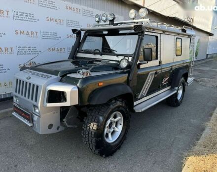 Ленд Ровер Дефендер 1997 у Києві на Automoto.ua Ленд Ровер Дефендер, об'ємом двигуна 2.5 л та пробігом 121 тис. км за 18950 $, фото 1 на Automoto.ua