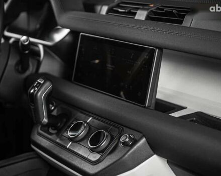 Ленд Ровер Дефендер, объемом двигателя 3 л и пробегом 36 тыс. км за 85900 $, фото 2 на Automoto.ua