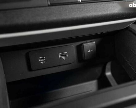 Ленд Ровер Дефендер, объемом двигателя 3 л и пробегом 36 тыс. км за 85900 $, фото 14 на Automoto.ua