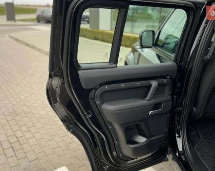 Ленд Ровер Дефендер, объемом двигателя 3 л и пробегом 0 тыс. км за 104283 $, фото 24 на Automoto.ua