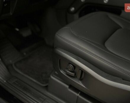 Ленд Ровер Дефендер, объемом двигателя 3 л и пробегом 0 тыс. км за 104283 $, фото 7 на Automoto.ua