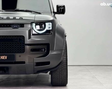 Ленд Ровер Дефендер, объемом двигателя 4.4 л и пробегом 3 тыс. км за 255000 $, фото 17 на Automoto.ua