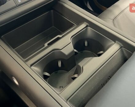 Ленд Ровер Дефендер, объемом двигателя 3 л и пробегом 0 тыс. км за 140844 $, фото 19 на Automoto.ua