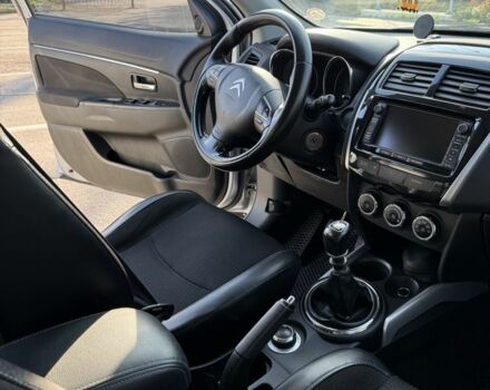 купить новое авто Ленд Ровер Дефендер 2026 года от официального дилера JAGUAR LAND ROVER КИЇВ АЕРОПОРТ Ленд Ровер фото