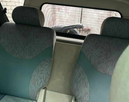 Сірий Ленд Ровер Дефендер, об'ємом двигуна 0 л та пробігом 375 тис. км за 2800 $, фото 8 на Automoto.ua