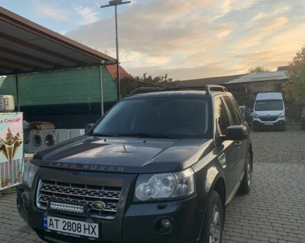 Сірий Ленд Ровер Дефендер, об'ємом двигуна 2.2 л та пробігом 300 тис. км за 10300 $, фото 1 на Automoto.ua