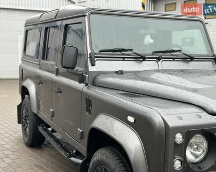 Ленд Ровер Дефендер 2014 в Ровно на Automoto.ua Серый Ленд Ровер Дефендер, объемом двигателя 2.18 л и пробегом 122 тыс. км за 51000 $, фото 6 на Automoto.ua