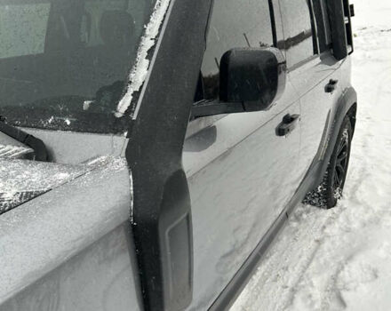 Сірий Ленд Ровер Дефендер, об'ємом двигуна 2 л та пробігом 108 тис. км за 52500 $, фото 9 на Automoto.ua