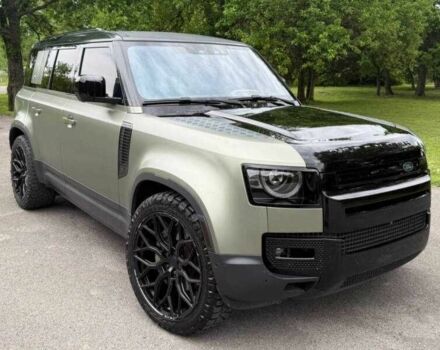 Серый Ленд Ровер Дефендер, объемом двигателя 3 л и пробегом 34 тыс. км за 31800 $, фото 4 на Automoto.ua