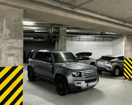 Сірий Ленд Ровер Дефендер, об'ємом двигуна 2 л та пробігом 160 тис. км за 55500 $, фото 18 на Automoto.ua