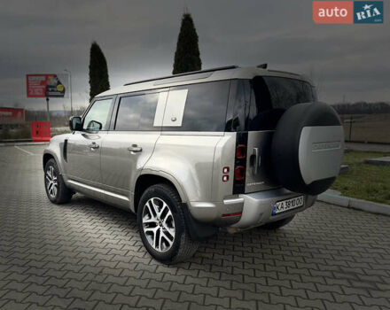 Серый Ленд Ровер Дефендер, объемом двигателя 3 л и пробегом 118 тыс. км за 67000 $, фото 2 на Automoto.ua