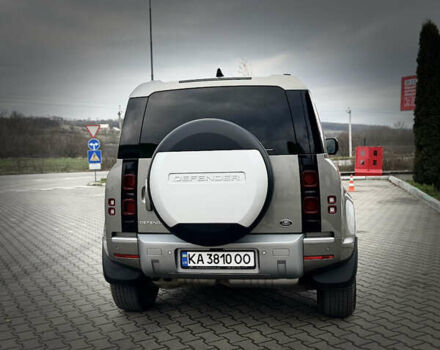 Серый Ленд Ровер Дефендер, объемом двигателя 3 л и пробегом 118 тыс. км за 67000 $, фото 4 на Automoto.ua