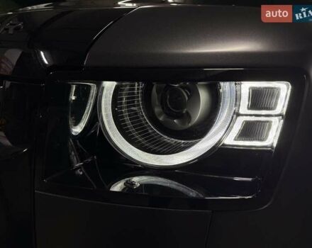 Серый Ленд Ровер Дефендер, объемом двигателя 5 л и пробегом 10 тыс. км за 147500 $, фото 23 на Automoto.ua