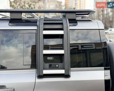 Серый Ленд Ровер Дефендер, объемом двигателя 3 л и пробегом 30 тыс. км за 81999 $, фото 12 на Automoto.ua