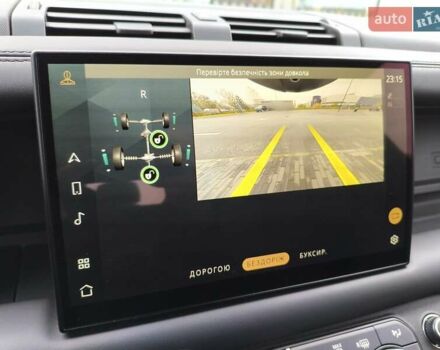 Серый Ленд Ровер Дефендер, объемом двигателя 3 л и пробегом 72 тыс. км за 87823 $, фото 35 на Automoto.ua