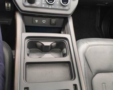 Серый Ленд Ровер Дефендер, объемом двигателя 3 л и пробегом 72 тыс. км за 87823 $, фото 40 на Automoto.ua