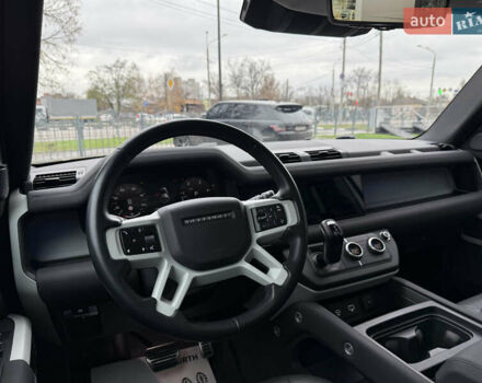 Серый Ленд Ровер Дефендер, объемом двигателя 3 л и пробегом 82 тыс. км за 92000 $, фото 17 на Automoto.ua