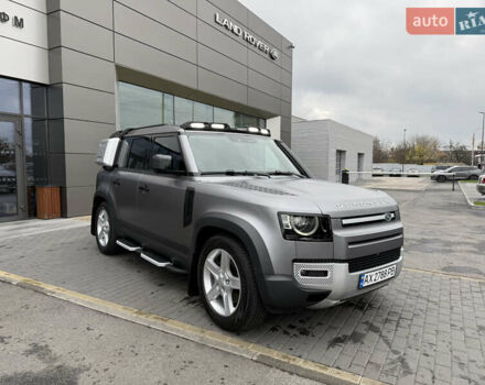 Серый Ленд Ровер Дефендер, объемом двигателя 3 л и пробегом 82 тыс. км за 92000 $, фото 2 на Automoto.ua