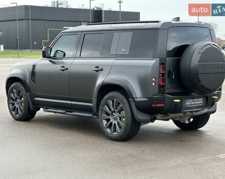 Сірий Ленд Ровер Дефендер, об'ємом двигуна 3 л та пробігом 49 тис. км за 85700 $, фото 4 на Automoto.ua
