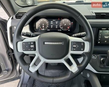 Серый Ленд Ровер Дефендер, объемом двигателя 3 л и пробегом 22 тыс. км за 77500 $, фото 13 на Automoto.ua