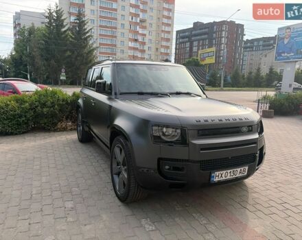 Серый Ленд Ровер Дефендер, объемом двигателя 5 л и пробегом 44 тыс. км за 146500 $, фото 54 на Automoto.ua