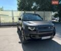 Серый Ленд Ровер Дефендер, объемом двигателя 5 л и пробегом 44 тыс. км за 146500 $, фото 48 на Automoto.ua